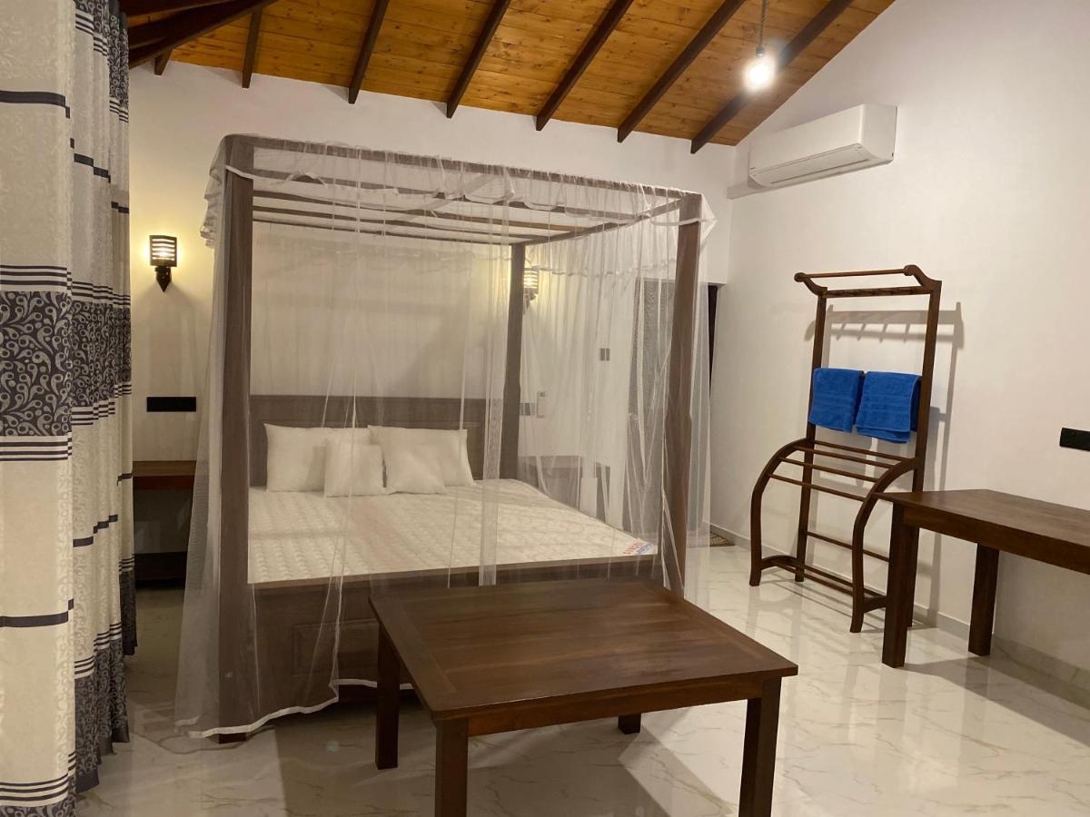 See Turtle Villa Тангалла Экстерьер фото