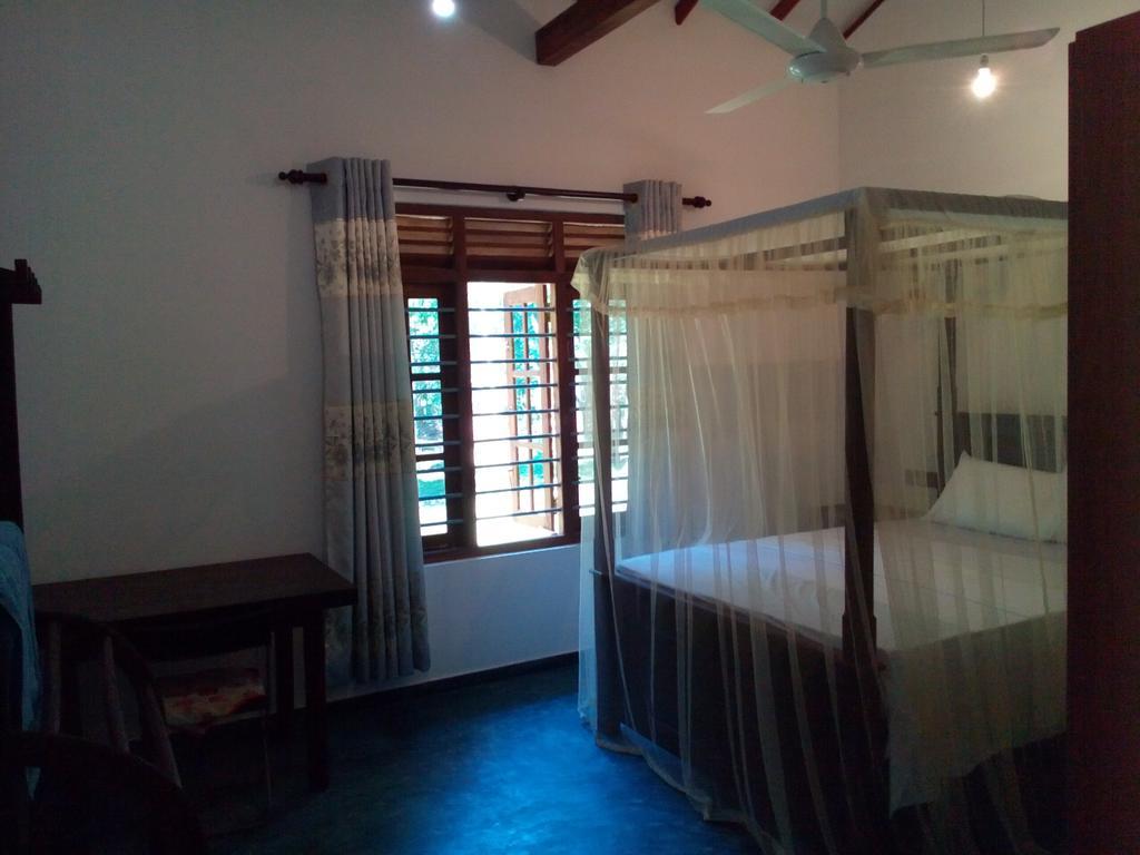 See Turtle Villa Тангалла Экстерьер фото